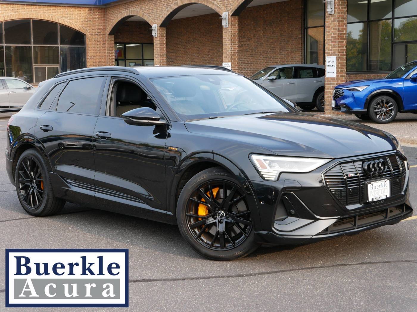 2022 Audi e-tron Chronos — SUV — 38,294 mi — Minneapolis, MN