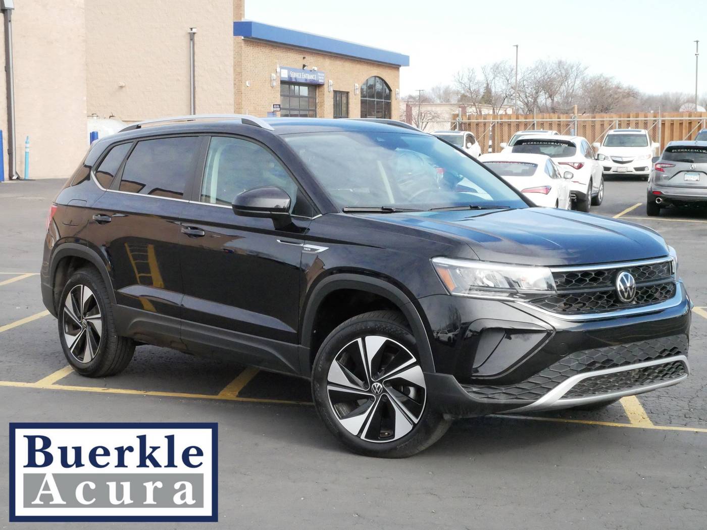 2024 Volkswagen Taos SE — SUV — 24,554 mi — Minneapolis, MN