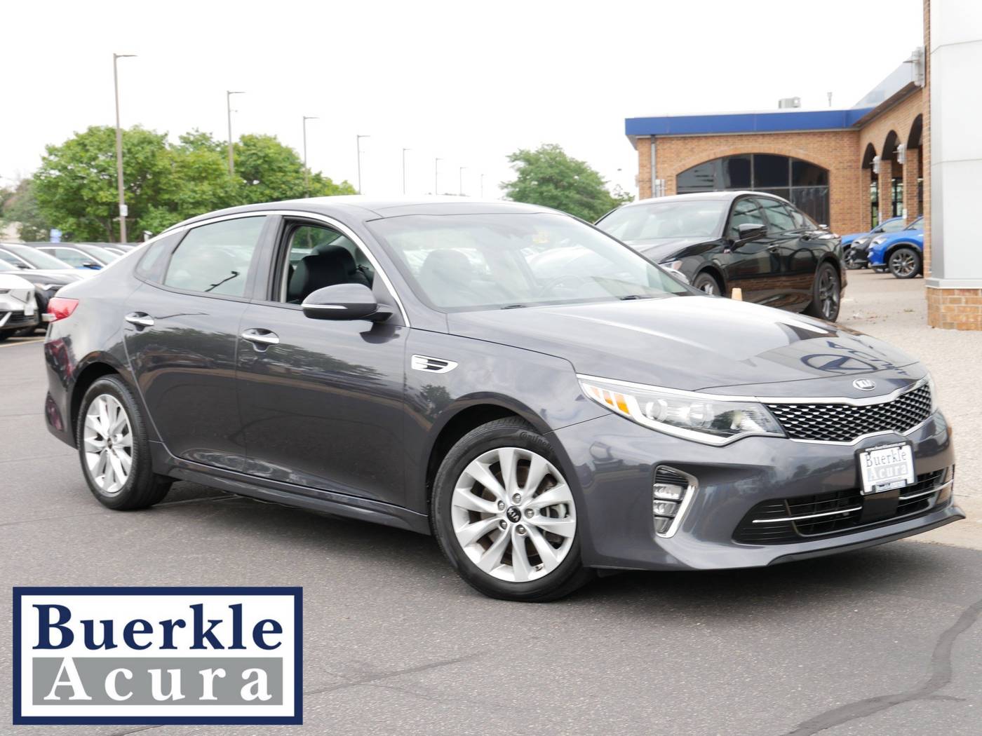 2018 Kia Optima EX — Sedan — 98,755 mi — Minneapolis, MN