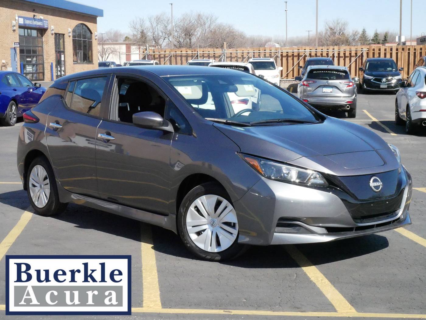 2025 Nissan LEAF S — Hatchback — 12,074 mi — Minneapolis, MN