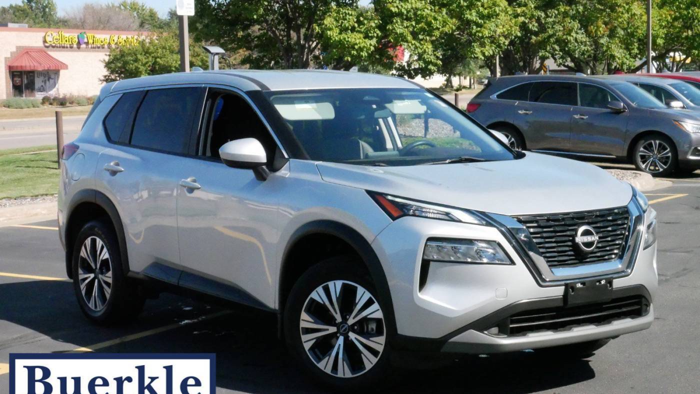 2023 Nissan Rogue SV — SUV — 17,302 mi — Minneapolis, MN