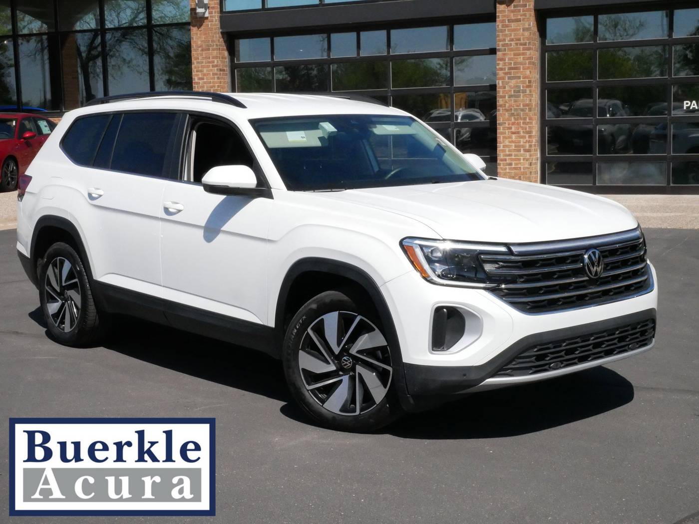 2024 Volkswagen Atlas SE with Technology — SUV — 26,418 mi — Minneapolis, MN