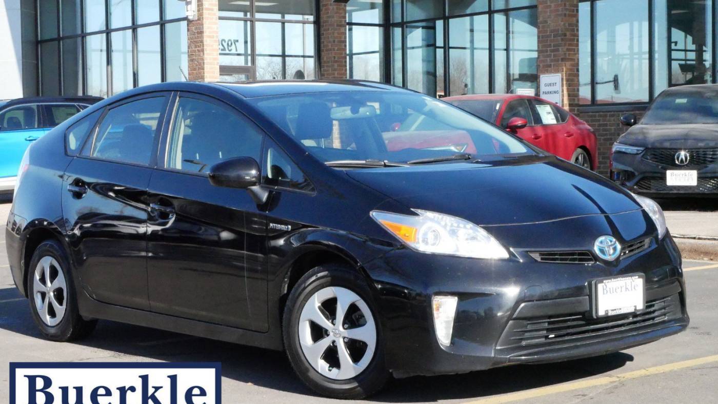 2014 Toyota Prius Four — Sedan — 122,212 mi — Minneapolis, MN