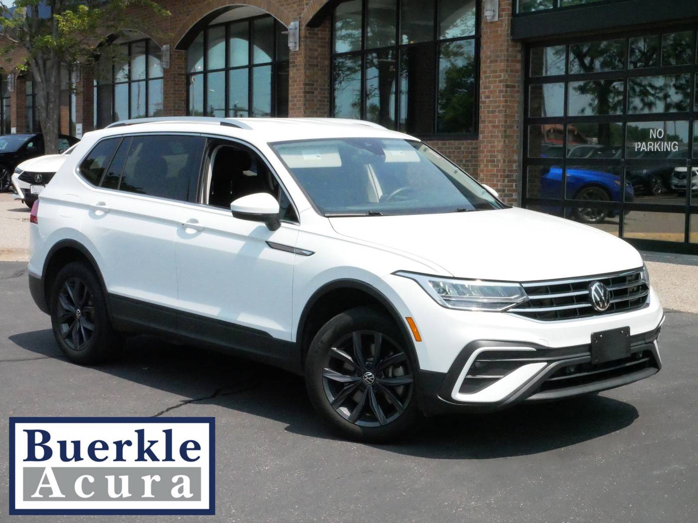 2024 Volkswagen Tiguan SE — SUV — 54,946 mi — Minneapolis, MN