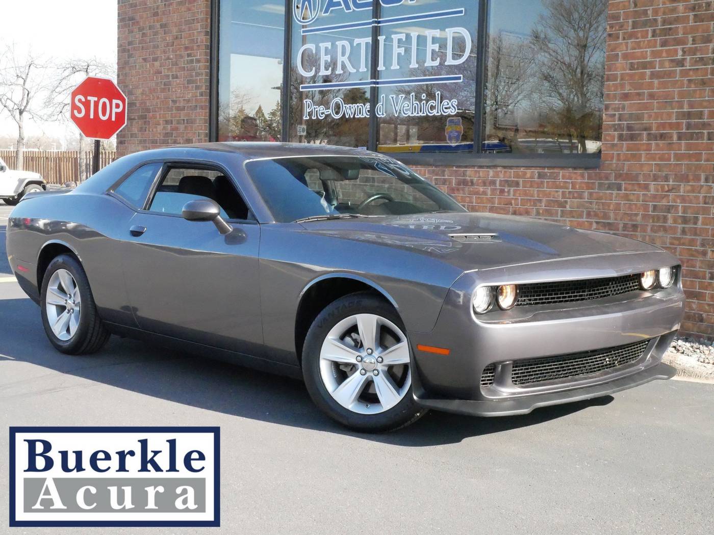 2023 Dodge Challenger SXT — Coupe — 32,324 mi — Minneapolis, MN