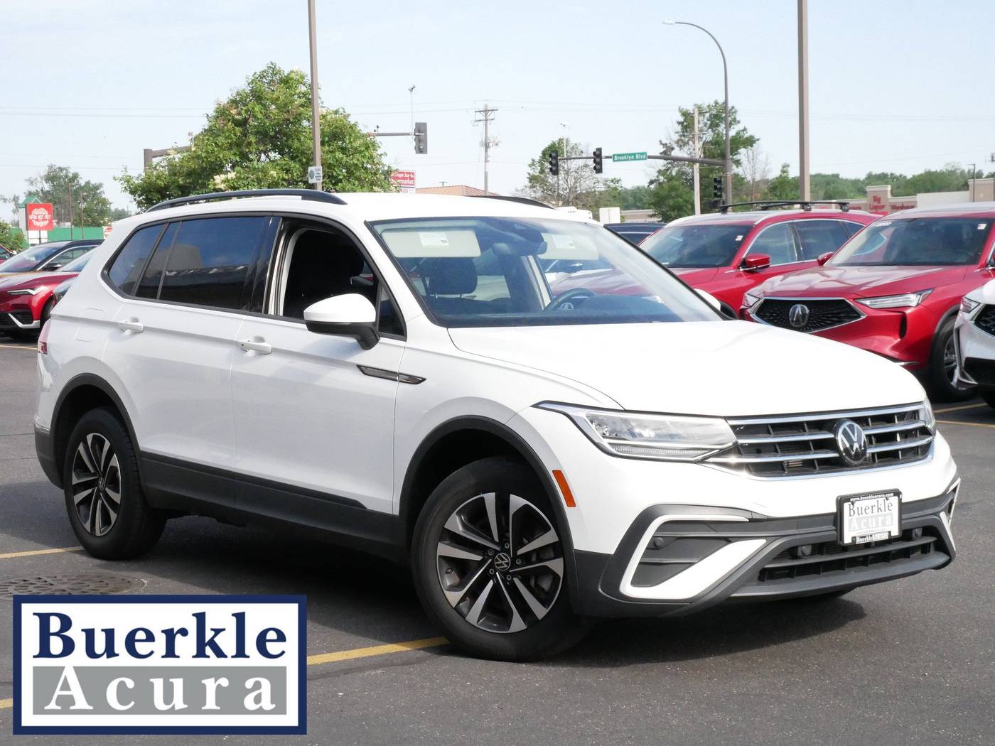 2022 Volkswagen Tiguan S — SUV — 28,347 mi — Minneapolis, MN
