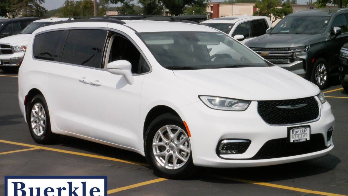 2022 Chrysler Pacifica Touring L — Minivan — 63,029 mi — Minneapolis, MN