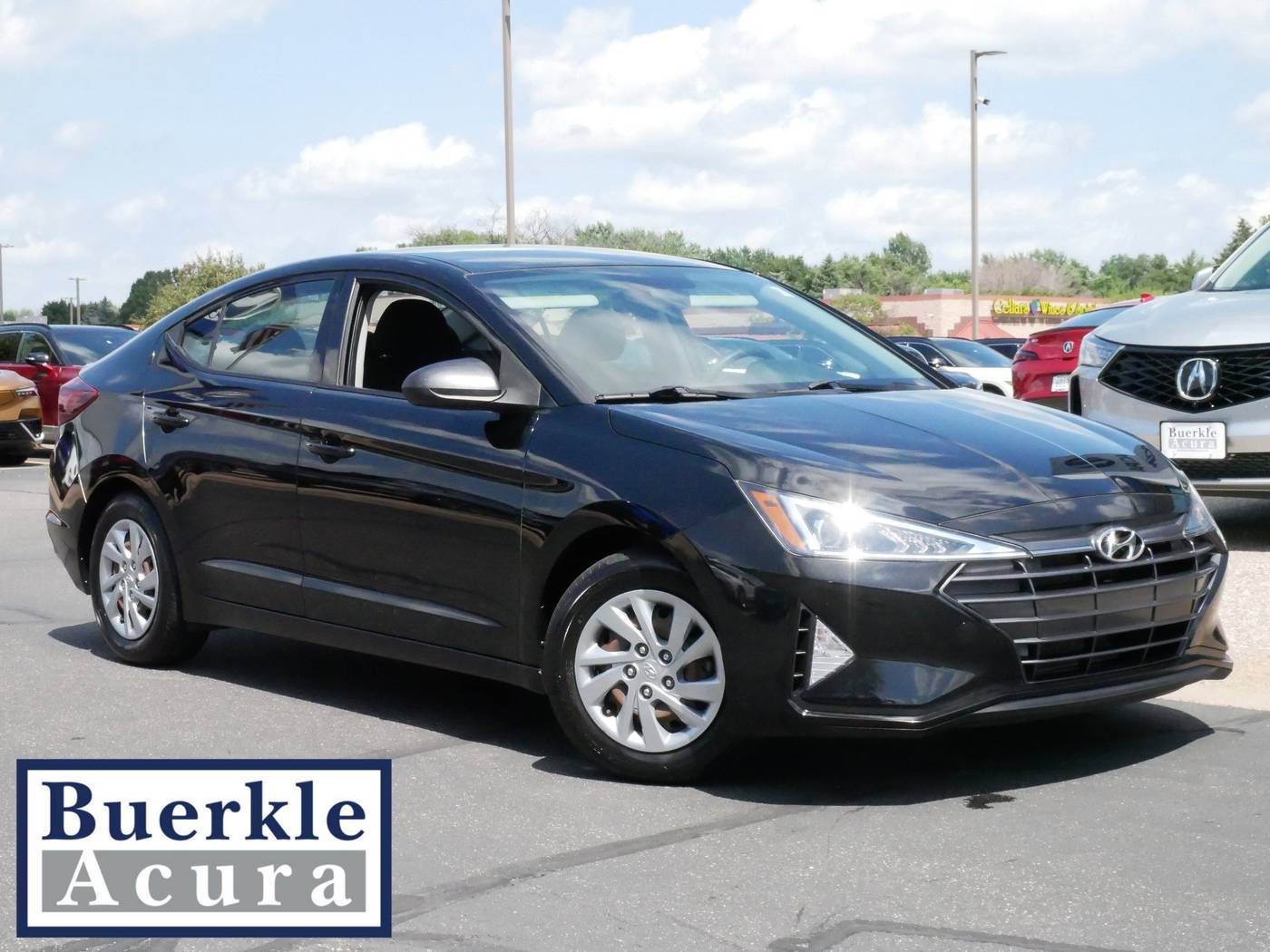 2020 Hyundai Elantra SE — Sedan — 59,546 mi — Minneapolis, MN