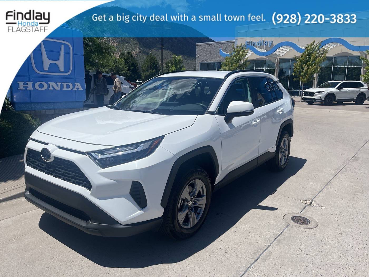2025 Toyota RAV4 Hybrid XLE — SUV — 4,734 mi — Flagstaff, AZ