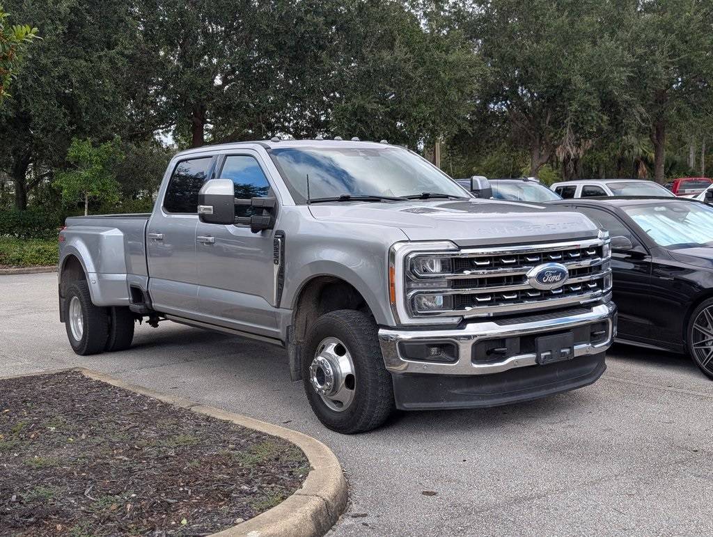 2023 Ford Super Duty F-350 LARIAT — Pickup Truck — 75,500 mi — Palm Coast, FL