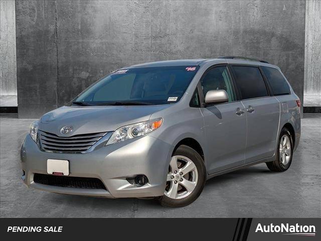 2016 Toyota Sienna LE — Minivan — 122,937 mi — Buena Park, CA