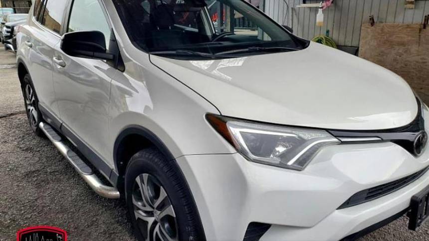 2018 Toyota RAV4 LE — SUV — 21,839 mi — Long Island City, NY