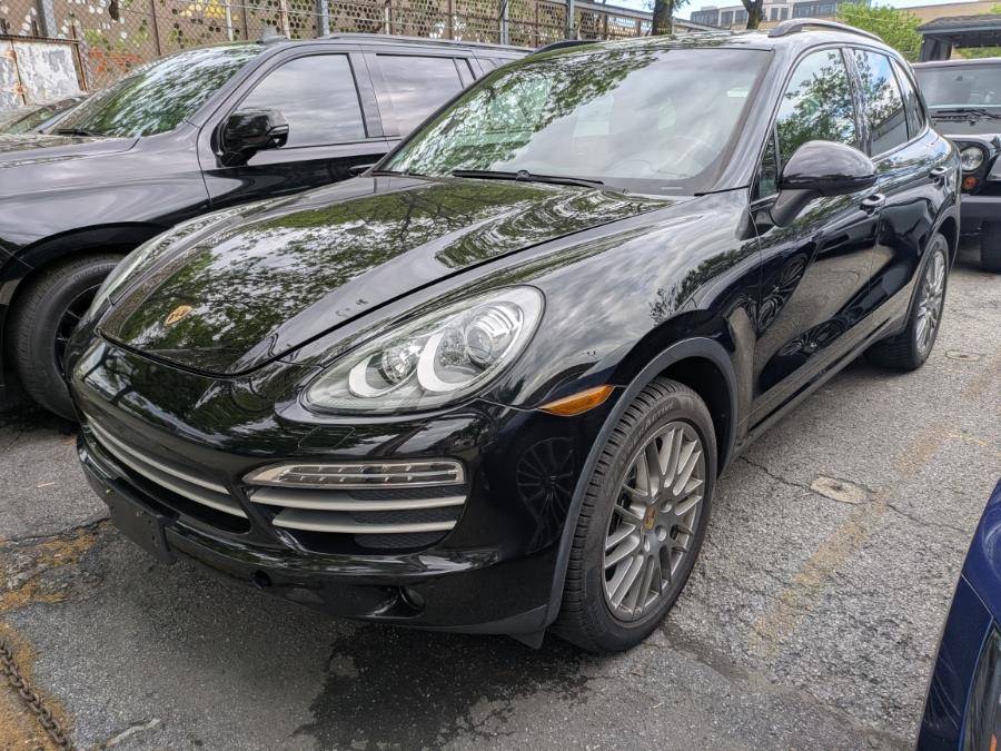 2014 Porsche Cayenne Platinum Ed. — SUV — 52,475 mi — Long Island City, NY