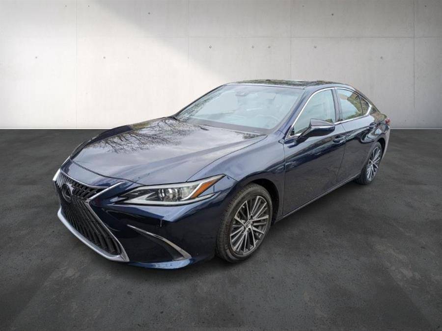 2023 Lexus ES ES 350 — Sedan — 18,235 mi — Long Island City, NY