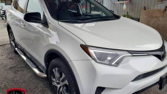 2018 Toyota RAV4 LE — SUV — 21,839 mi — Long Island City, NY