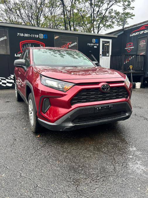 2022 Toyota RAV4 LE — SUV — 1,220 mi — Long Island City, NY