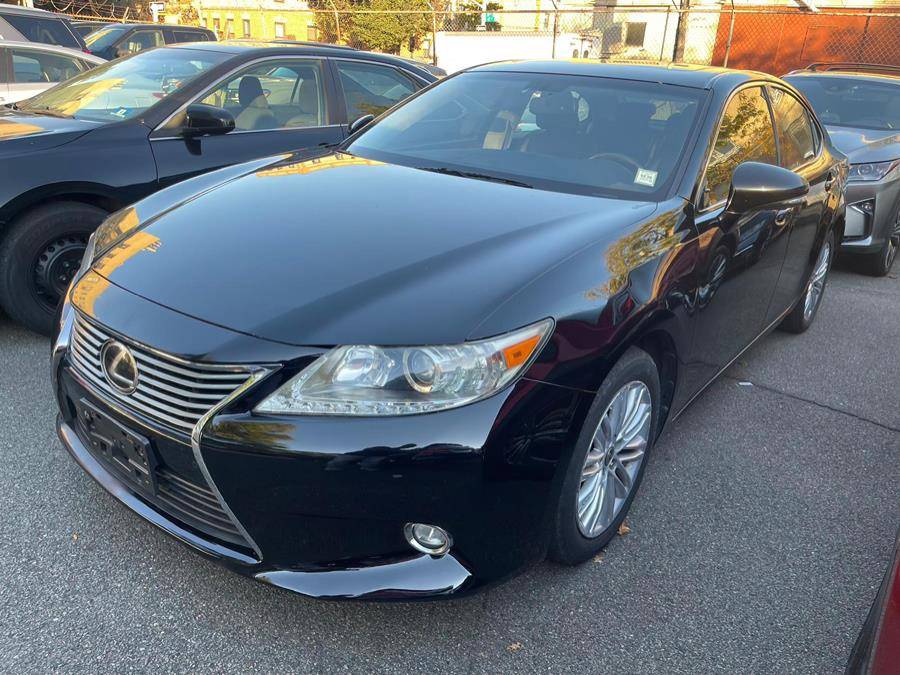 2015 Lexus ES ES 350 — Sedan — 119,000 mi — Long Island City, NY