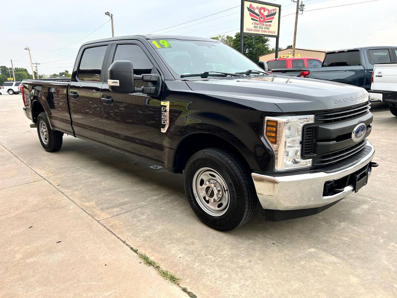 2019 Ford Super Duty F-350 XL — Pickup Truck — 95,731 mi — Blanchard, OK