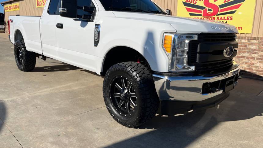 2017 Ford Super Duty F-250 XL — Pickup Truck — 176,617 mi — Blanchard, OK