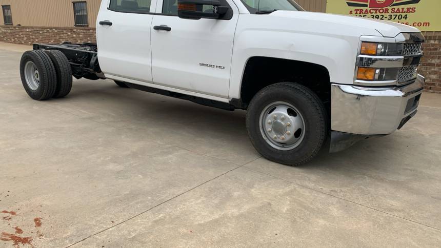 2019 Chevrolet Silverado 3500HD Chassis Cab WT — Chassis Cab Truck — 136,166 mi — Blanchard, OK