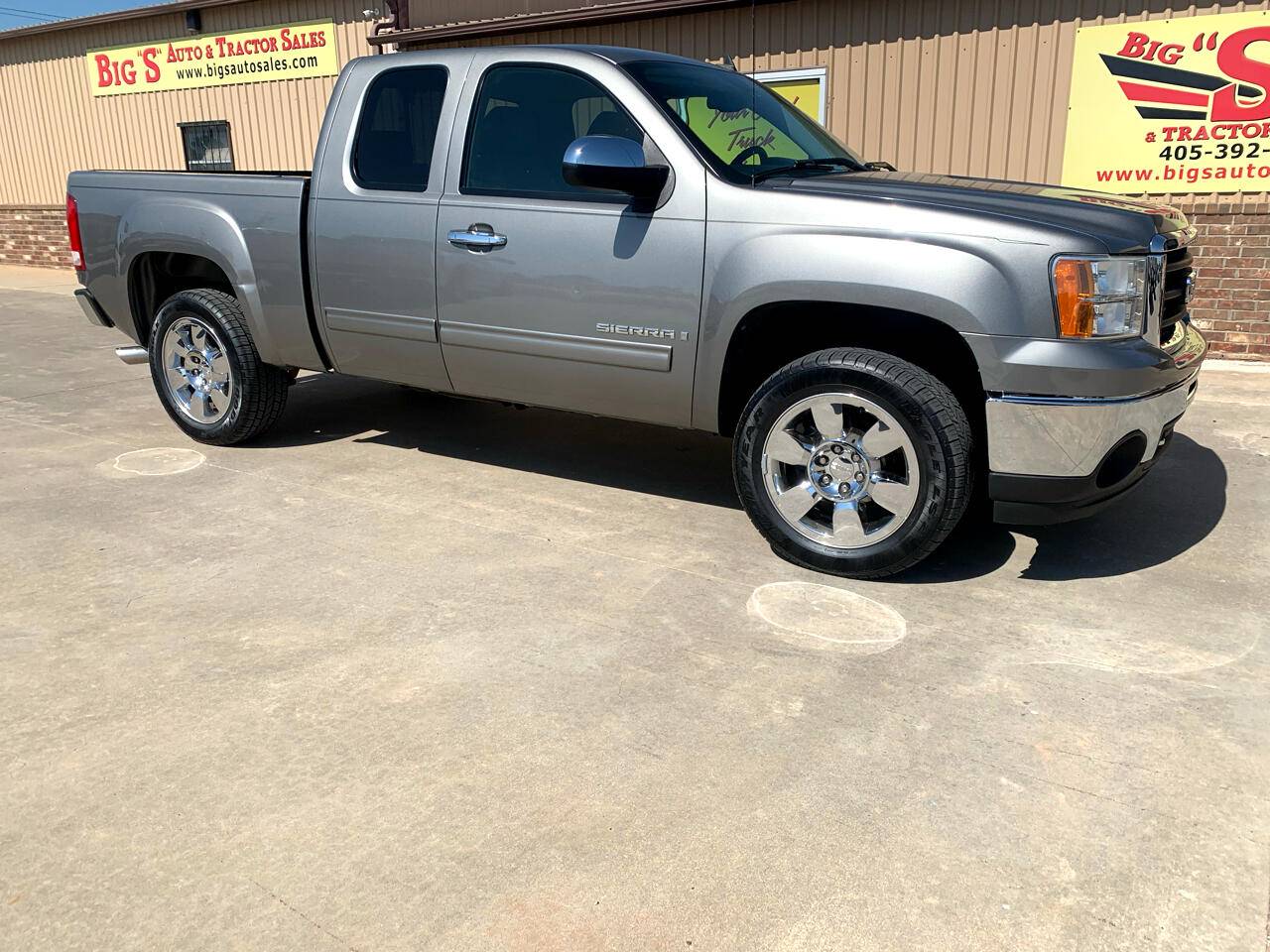 2009 GMC Sierra 1500 SLE — Pickup Truck — 156,171 mi — Blanchard, OK