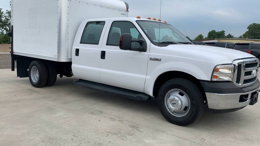 2007 Ford Super Duty F-350 Chassis Cab XLT — Chassis Cab Truck — 154,451 mi — Blanchard, OK