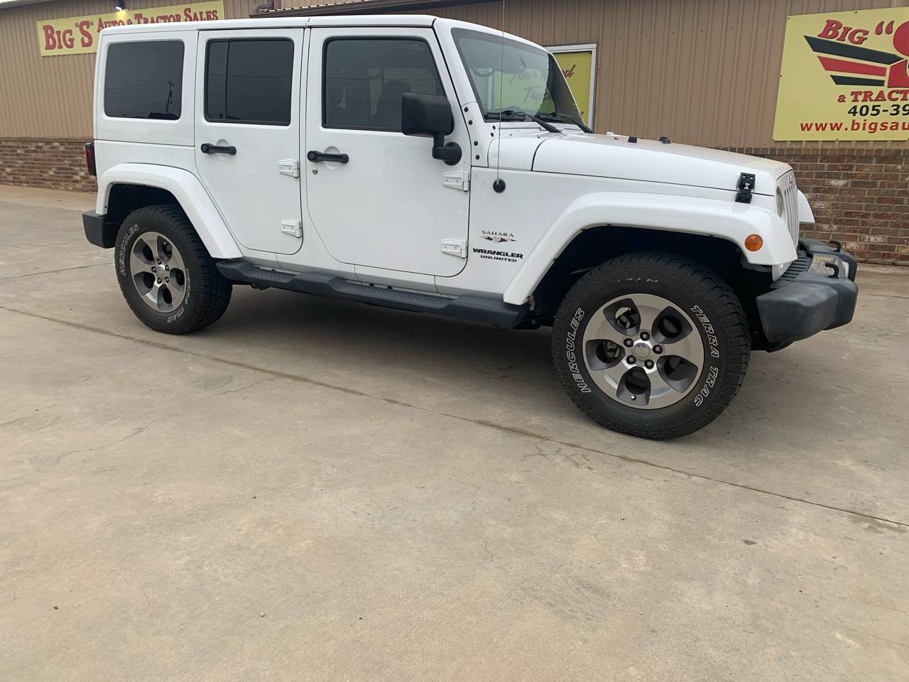 2017 Jeep Wrangler Sahara — SUV — 110,682 mi — Blanchard, OK