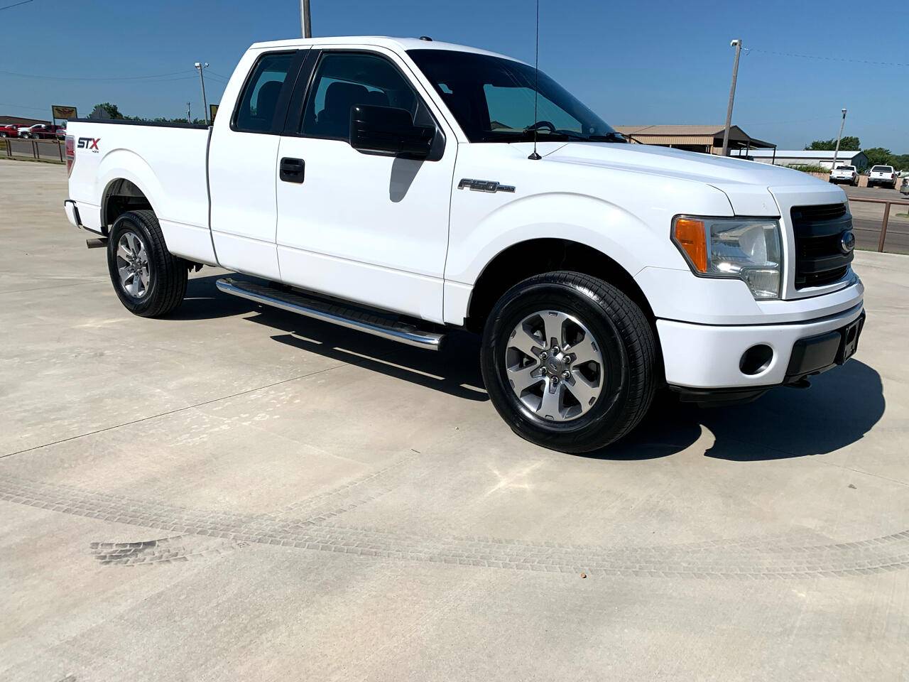 2014 Ford F-150 STX — Pickup Truck — 140,565 mi — Blanchard, OK