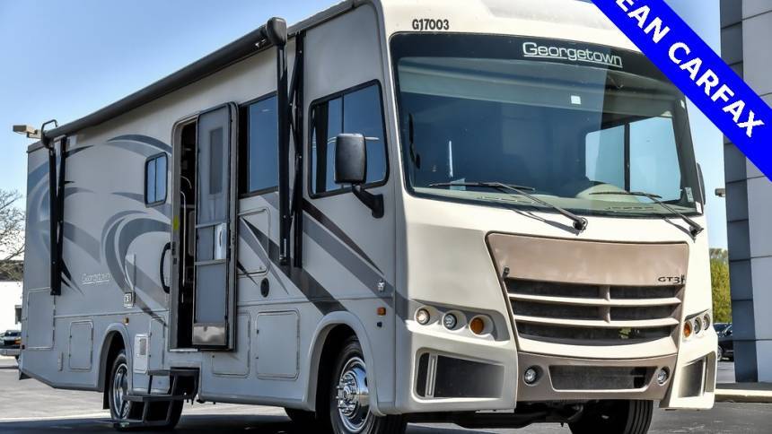 2016 Ford Super Duty F-53 Motorhome Base — Chassis Cab Truck — 63,303 mi — St Charles, IL