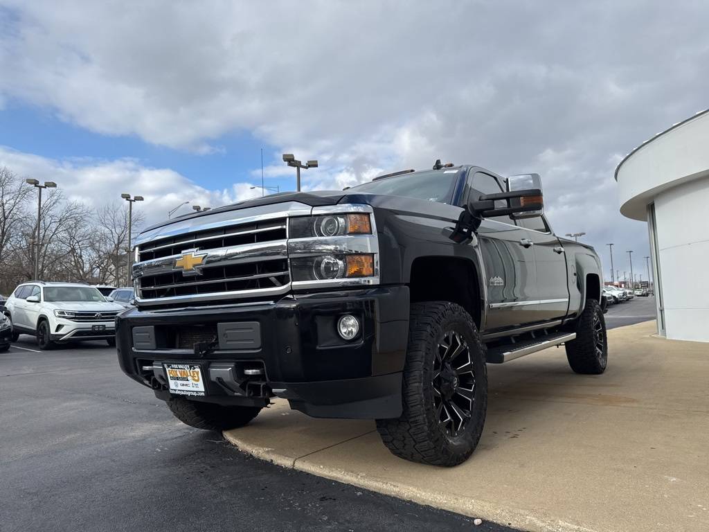 2018 Chevrolet Silverado 2500HD High Country — Pickup Truck — 98,205 mi — St Charles, IL