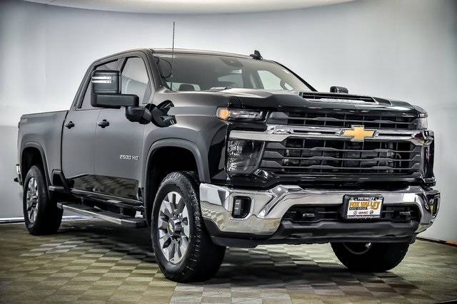 2024 Chevrolet Silverado 2500HD LT — Pickup Truck — 53,619 mi — St Charles, IL