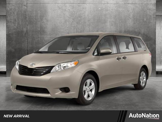 2011 Toyota Sienna LE — Minivan — 124,028 mi — Tustin, CA