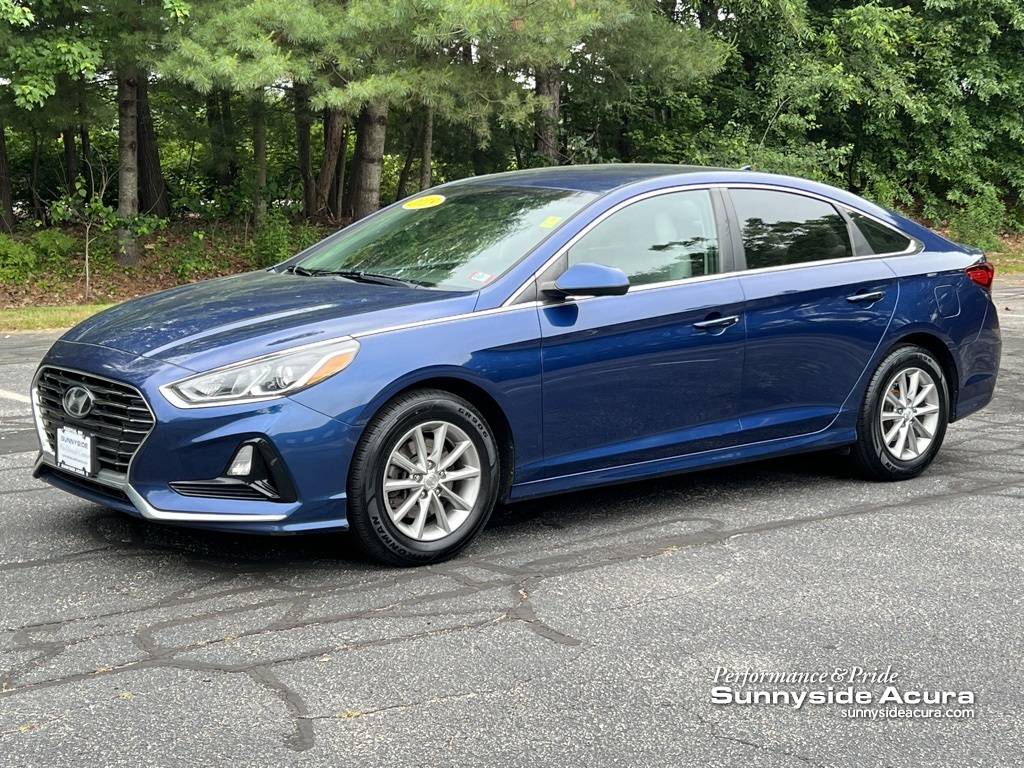 2018 Hyundai Sonata SE — Sedan — 106,600 mi — Nashua, NH