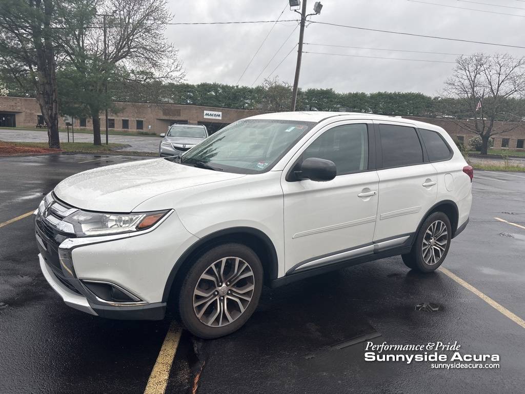 2017 Mitsubishi Outlander ES — SUV — 67,252 mi — Nashua, NH