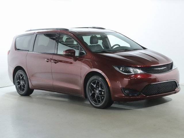 2020 Chrysler Pacifica Limited — Minivan — 52,749 mi — Westlake, OH