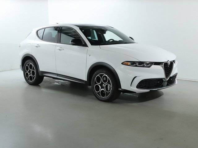2024 Alfa Romeo Tonale Ti — SUV — 12,800 mi — Westlake, OH