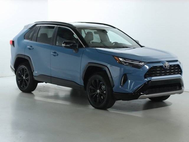 2025 Toyota RAV4 Hybrid XSE — SUV — 2,920 mi — Westlake, OH