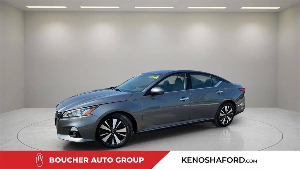 2019 Nissan Altima SL — Sedan — 102,721 mi — Kenosha, WI