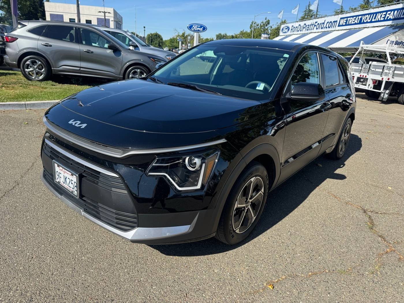 2023 Kia Niro Hybrid LX — SUV — 30,847 mi — Dixon, CA