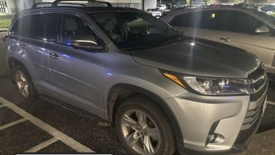 2017 Toyota Highlander Limited Platinum — SUV — 116,007 mi — Bremerton, WA