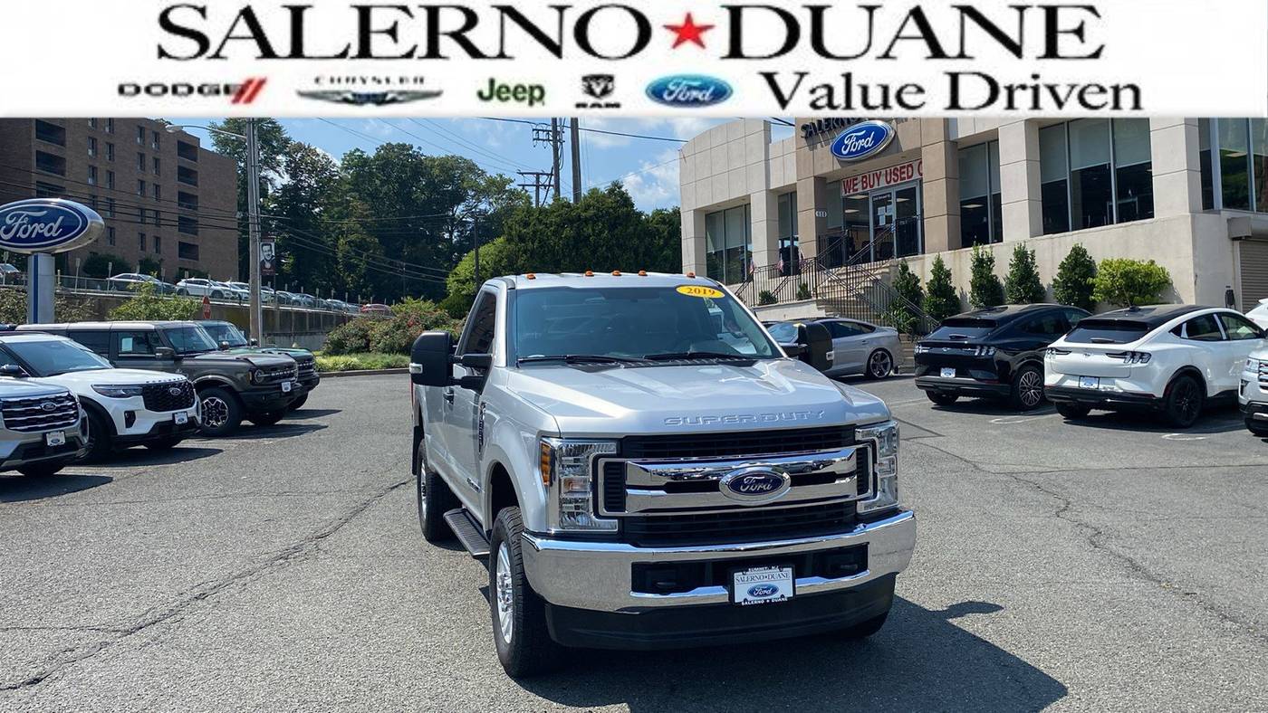 2019 Ford Super Duty F-350 XL — Pickup Truck — 33,607 mi — Summit, NJ