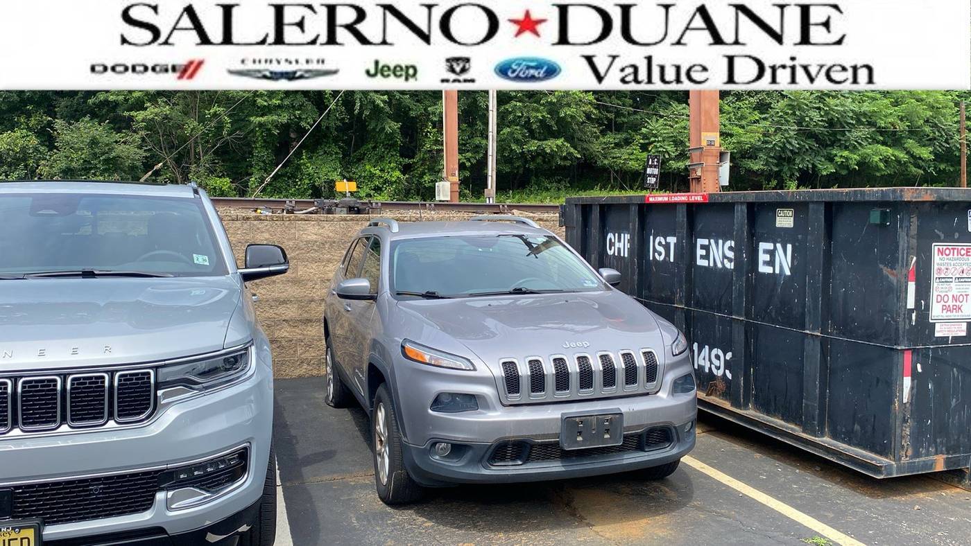 2018 Jeep Cherokee Latitude Plus — SUV — 82,406 mi — Summit, NJ