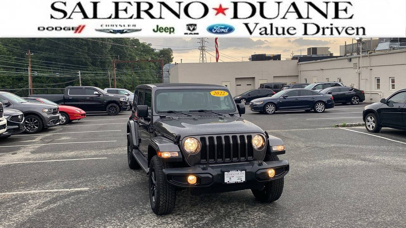 2022 Jeep Wrangler Sahara Altitude — SUV — 18,541 mi — Summit, NJ