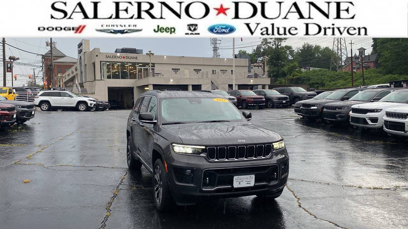 2022 Jeep Grand Cherokee Overland — SUV — 23,737 mi — Summit, NJ