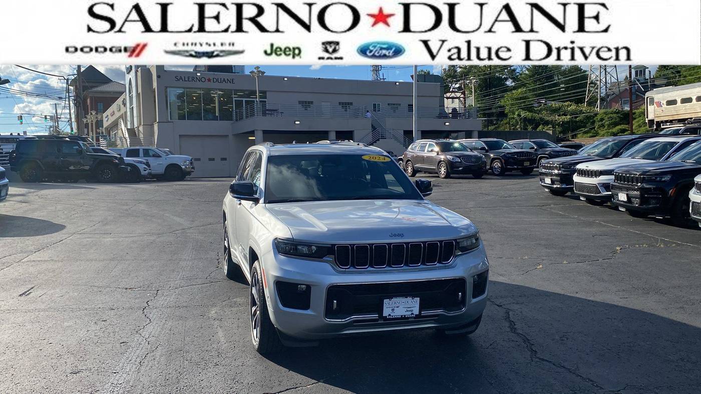 2024 Jeep Grand Cherokee Overland — SUV — 10,498 mi — Summit, NJ