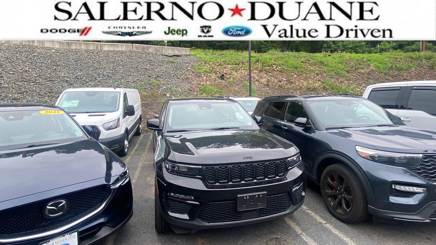 2023 Jeep Grand Cherokee Limited — SUV — 33,732 mi — Summit, NJ