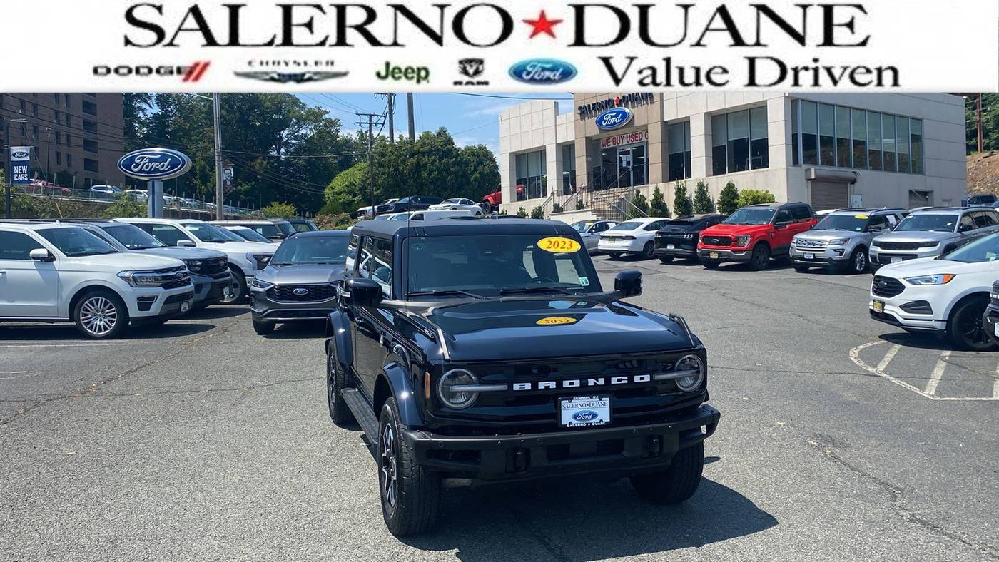 2023 Ford Bronco Outer Banks — SUV — 9,583 mi — Summit, NJ