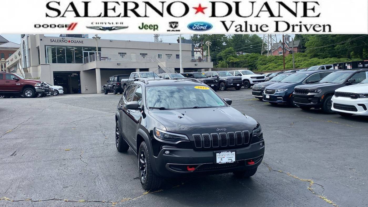 2019 Jeep Cherokee Trailhawk — SUV — 34,717 mi — Summit, NJ