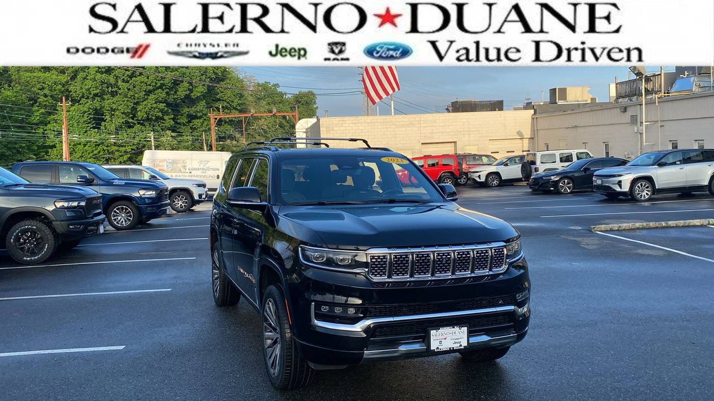 2023 Jeep Grand Wagoneer Series III — SUV — 30,181 mi — Summit, NJ