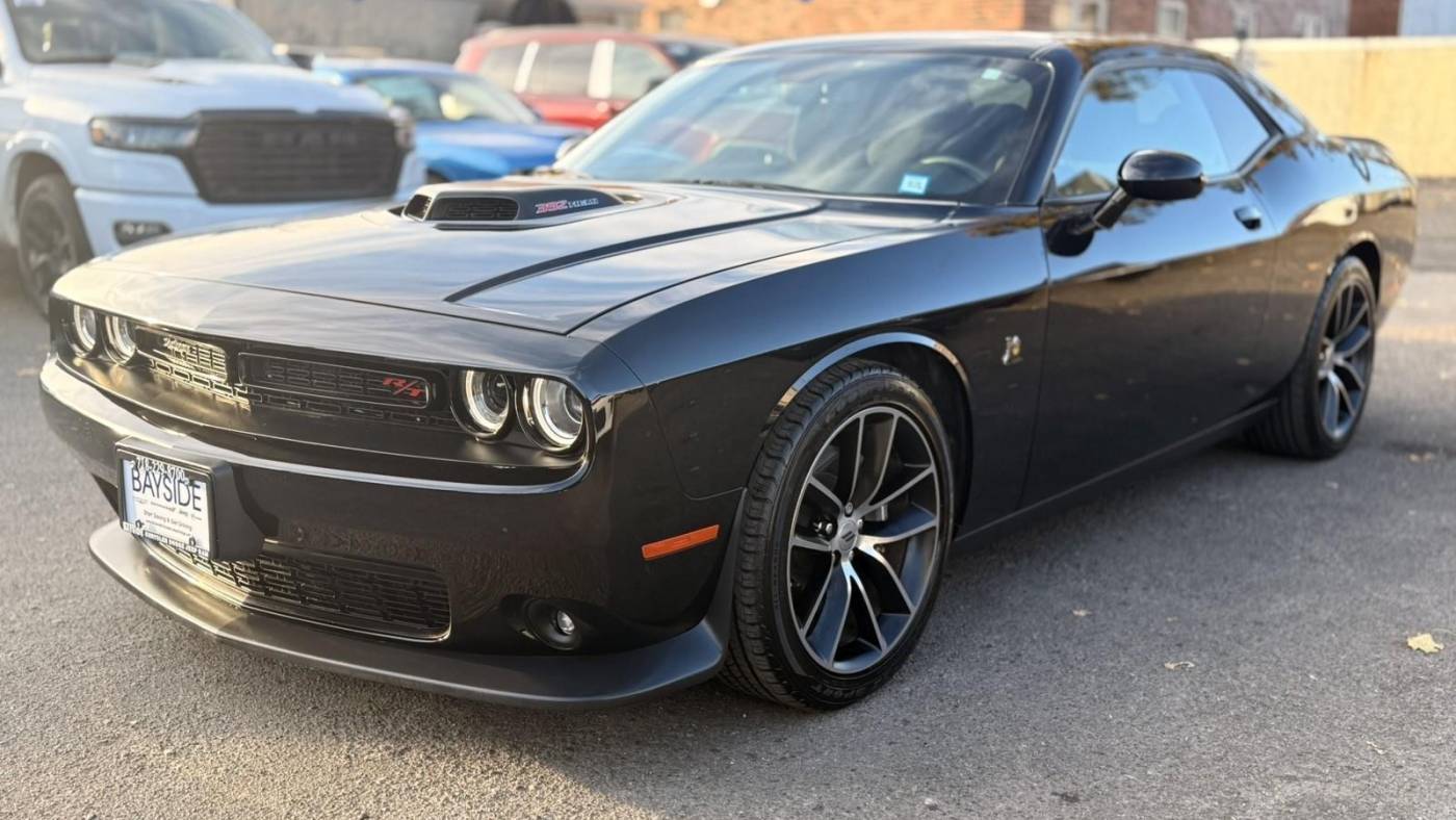 2018 Dodge Challenger 392 Hemi Scat Pack Shaker — Coupe — 36,988 mi — Bayside, NY